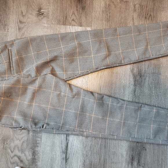H&M hounds tooth trousers. - Picture 4 of 6